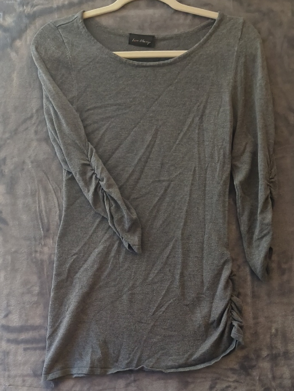 Love Always Gray Scoop-Neck Ruched-Side Long Sleeve Tunic Size Small